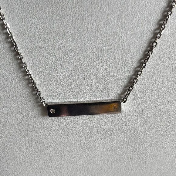 Fossil 18” Silver Bar with Cubic Zirconia Necklace - Picture 1 of 3